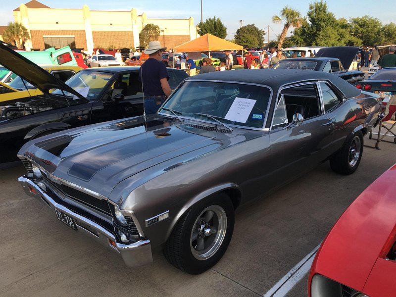 20180902 190559 - Fat Daddys Car Show.jpg
